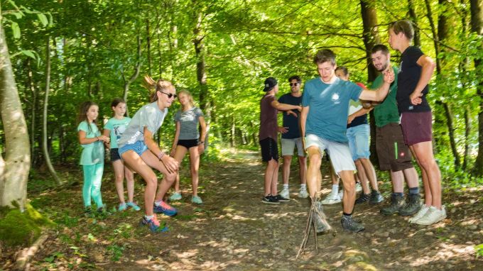Gemeinschaft erleben bei Sport und Spiel ist eines der Ziele der Jubla.