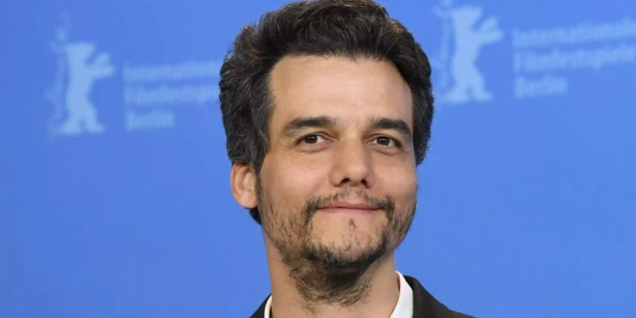 «Ich glaube, dass wir (Latinos) in der US-amerikanischen Filmindustrie unterrepräsentiert sind», sagt Wagner Moura. Foto: Ralf Hirschberger/dpa