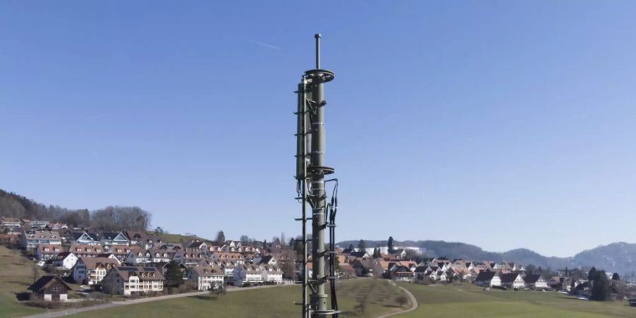 Mobilfunkmast in Äugst am Albis ZH.