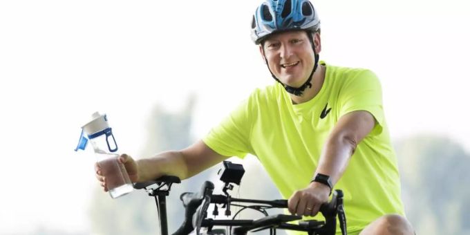 Eckart von Hirschhausen ist die «Fahrradfreundlichste Persönlichkeit 2021». Foto: Ben Knabe/WDR/dpa Eckart von Hirschhausen ist die «Fahrradfreundlichste Persönlichkeit 2021». Foto: Ben Knabe/WDR/dpa