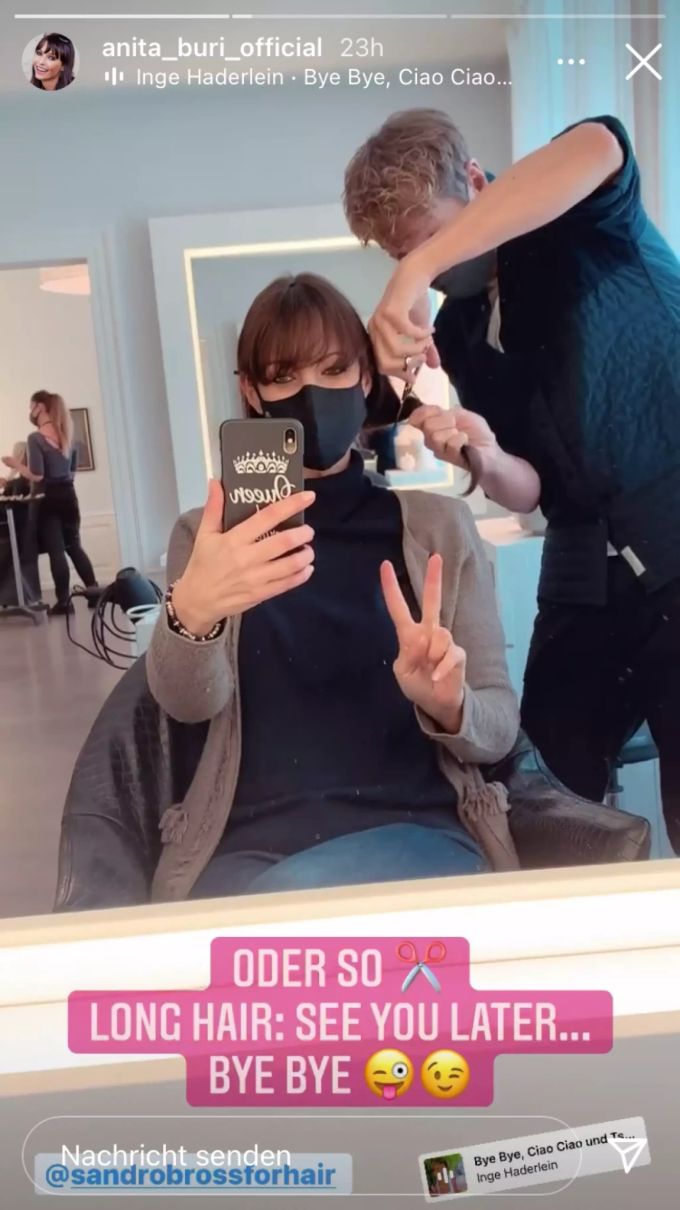 Mutig: Anita Buri lässt sich beim Coiffeur die Mähne abschneiden. anita buri
