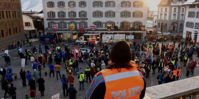 Schwyz SZ: Bewilligte Kundgebung verläuft ohne Zwischenfälle