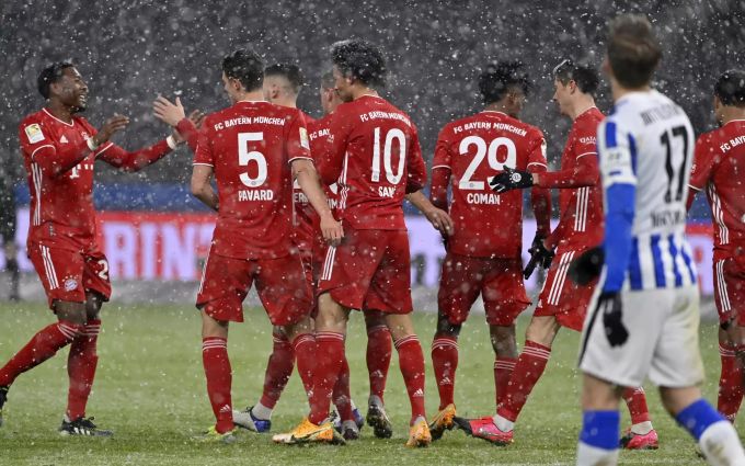 Gegen Hertha Berlin holen sich FC Bayern München