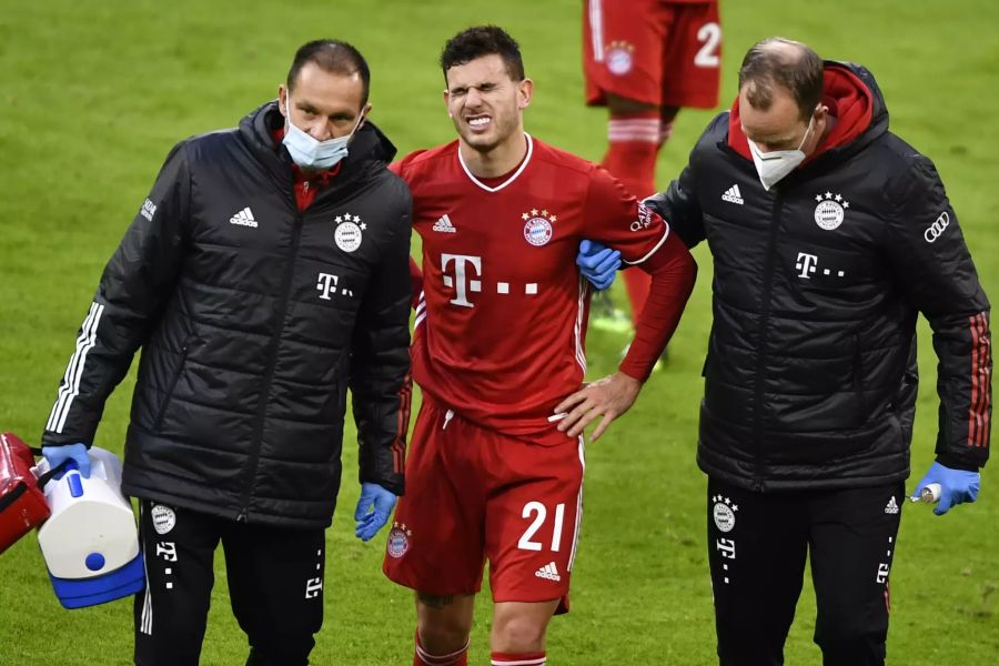 Lucas Hernandez fällt im ersten Durchgang verletzt aus.