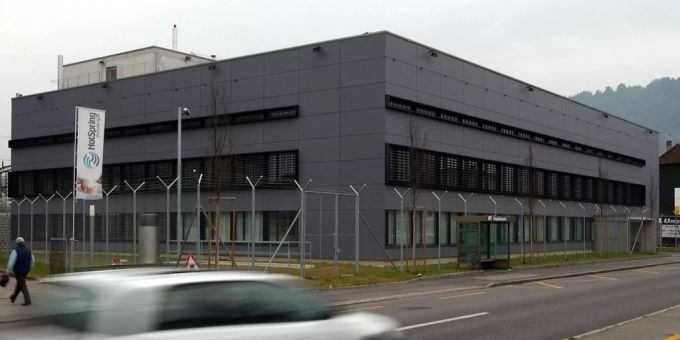 Das Regionalgefängnis in Thun. In einer Zelle wurde am Freitag ein lebloser Mann aufgefunden. Gefängnis Thun