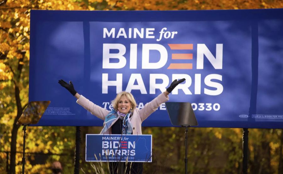 Im Wahlkampf legte sich Jill Biden ordentlich für ihren Mann ins Zeug, um um Unterstützer, Stimmen und um Spenden zu werben.