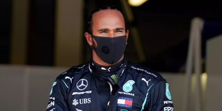 Sicherte sich seinen sechsten WM-Titel: Mercedes-Pilot Lewis Hamilton. Foto: Will Oliver/Pool EPA/AP/dpa