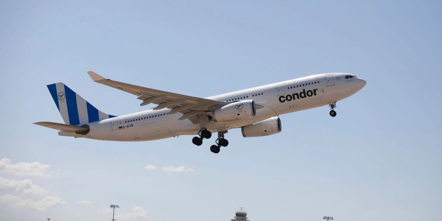 Lufthansa muss Condor-Passagiere auch weiterhin zum Startflughafen ihres Fernfluges bringen.