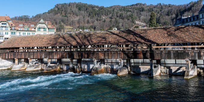 Die Obere Schleuse an der Aare in Thun. Die Obere Schleuse an der Aare in Thun.