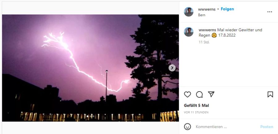 «Mal wieder Gewitter und Regen», schreibt dieser Instagram-User mit einem freudigen Emoji.