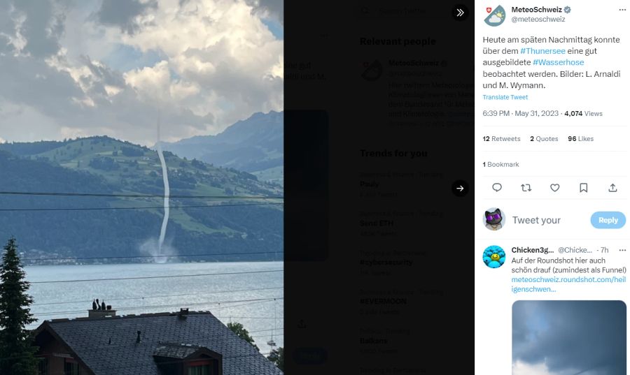 Zahlreiche Menschen beobachteten die Wasserhose am Mittwochnachmittag über dem Thunersee.