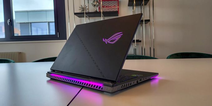 Der Asus ROG Strix Scar 18 überzeugt fraglos mit starker Hardware. Asus ROG Strix Scar 18