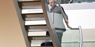 oliver kahn dfl investoren