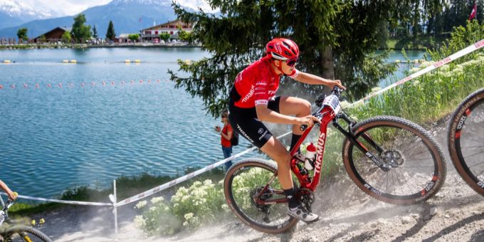 Alessandra Keller ist Schweizer Meisterin im Short Track. Alessandra Keller Short Track Downhill