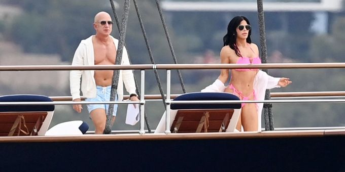 Jeff Bezos Feiert Verlobung Mit Lauren Sánchez Auf Seiner Jacht