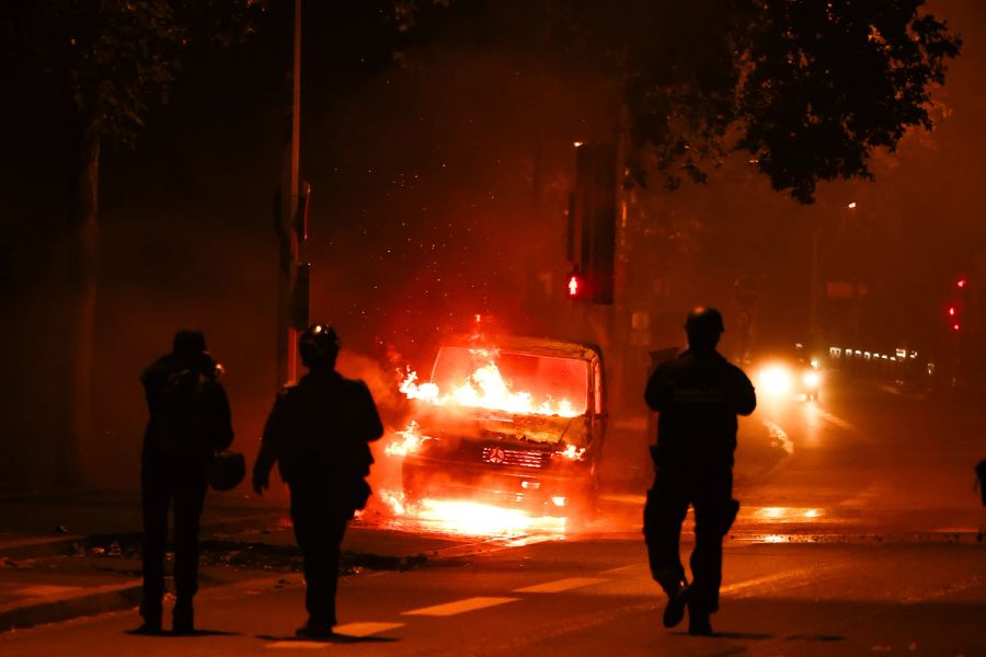 Rund 900 Menschen wurden festgenommen.