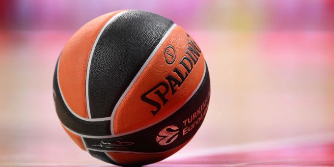 In der Basketball Champions League dürfen weiter keine Basketball-Clubs aus Russland mitspielen. Russische Basketball-Clubs