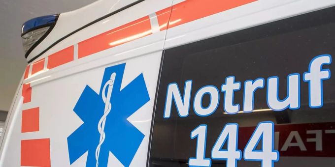 Laupen BE - Motorradfahrer nach Unfall im Spital