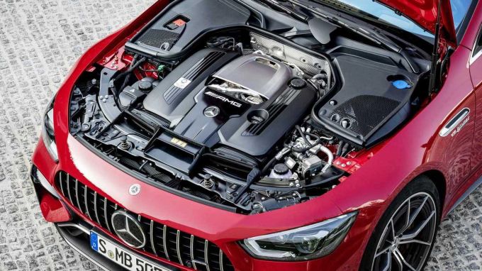 Im Mercedes-AMG GT 63 S gibt es acht Zylinder mit Hybrid-Zusatzpower – so könnte es auch in C63 und E63 kommen Mercedes-AMG GT V8