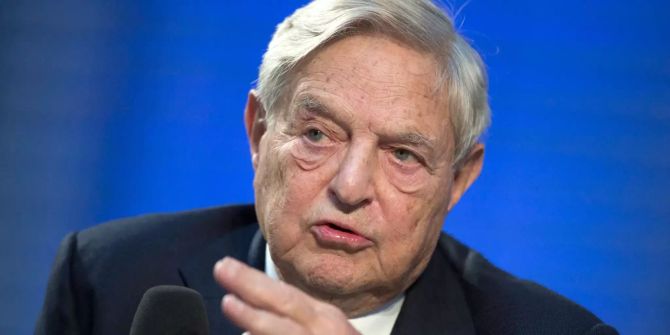 US-Miliardär George Soros spricht bei einer Diskussionsrunde.