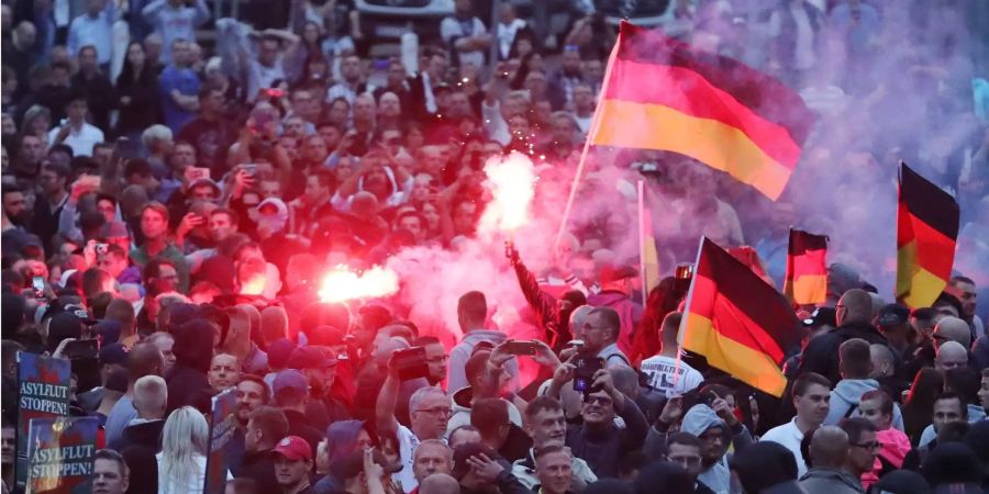 Ausschreitungen von Rechtsextremen in der Stadt Chemnitz (D).