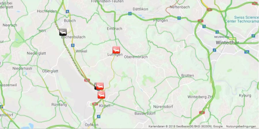 Auf der Autobahn A51 bilden sich lange Staus.