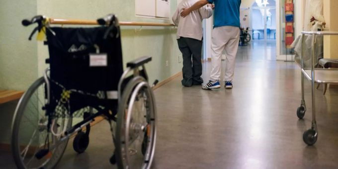 In der Privatklinikgruppe Hirslanden sollen Privatversicherte bevorzugt werden. hilfe gesundheit