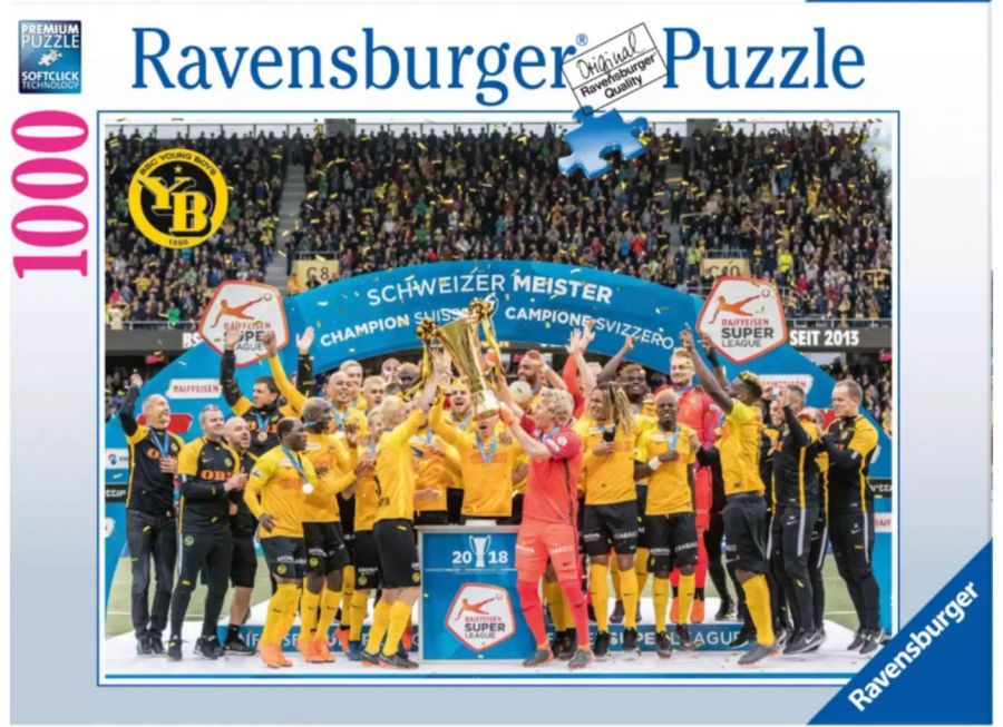 Das Jahr 2018 wird den YB-Fans für immer in Erinnerung bleiben: Erstmals Schweizer Meister seit 32 Jahren, eine einmalige Meisterfeier und das Debüt in der Champions League. Passend zu den grossen Erfolgen gibt es ein Ravensburger Puzzle von der Pokalübergabe für 30 Franken im Angebot.