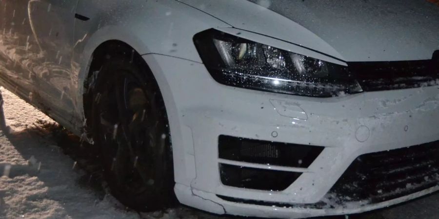 Selbstunfall mit einem Personenwagen in Schwellbrunn