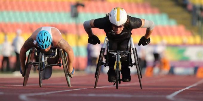 Der Behindertensportler Bojan Mitic (rechts) an der Para-Leichtathletik-EM in Berlin. Der Behindertensportler Bojan Mitic (rechts) an der Para-Leichtathletik-EM in Berlin.
