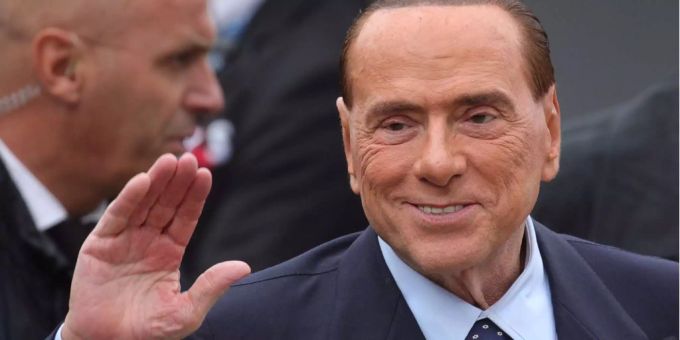 Der frühere Ministerpräsident Silvio Berlusconi hatte sich im September mit dem Coronavirus angesteckt. (Archivbild) Silvio Berlusconi