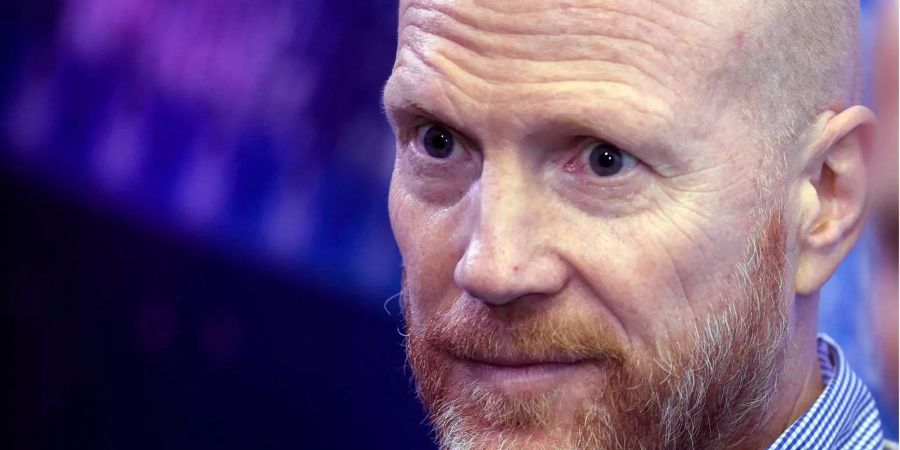 Matthias Sammer blickt mit besorgten Augen auf die Verwendung von Videobeweisen an der Fussball-WM.