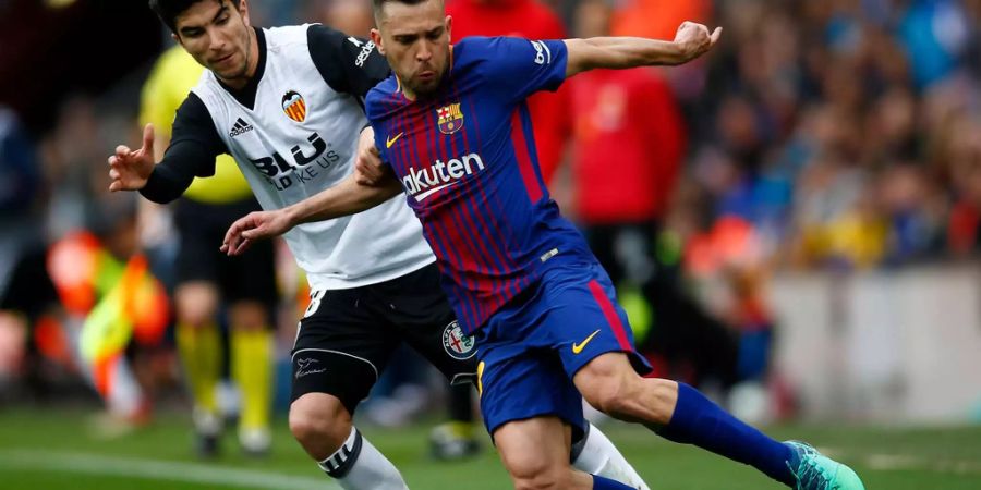 Der FC Barcelona schlägt Valencia mit 2:1.