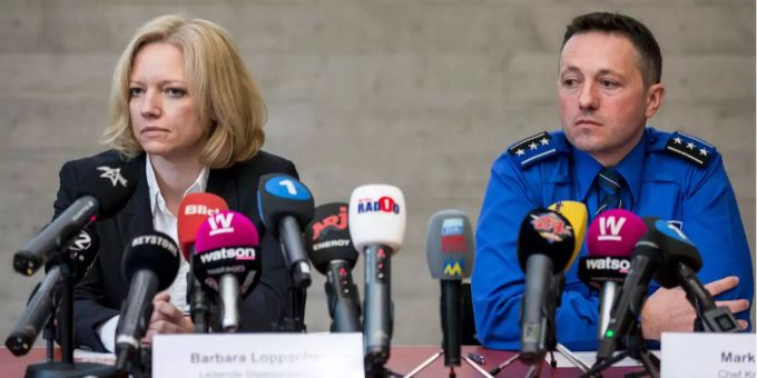 Staatsanwältin Barbara Loppacher und Hauptmann Markus Gisin informieren über den Fall von Rupperswil AG. Staatsanwältin Barbara Loppacher und Hauptmann Markus Gisin informieren über den Fall von Rupperswil AG.