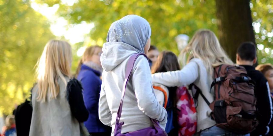 Dürfen Kinder in Österreichs Grundschulen bald keine Kopftücher mehr tragen? (Symbolbild)