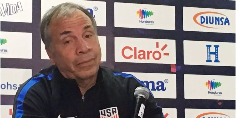 US-Nationaltrainer Bruce Arena ist zurückgetreten.