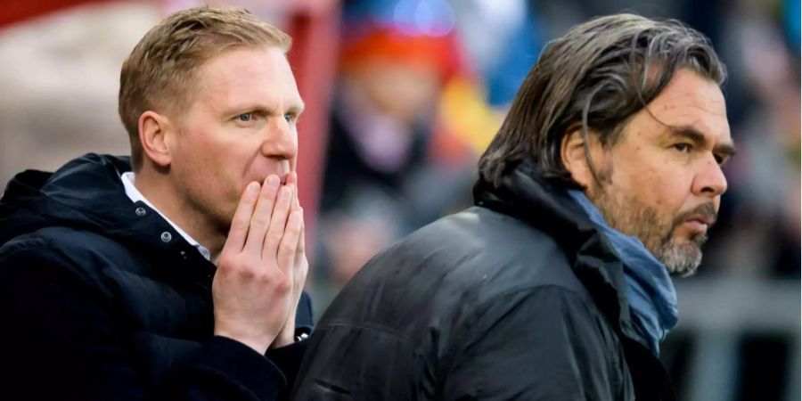 Thun-Präsident Markus Lüthi (rechts) hält weiterhin an Trainer Marc Schneider (links) fest.