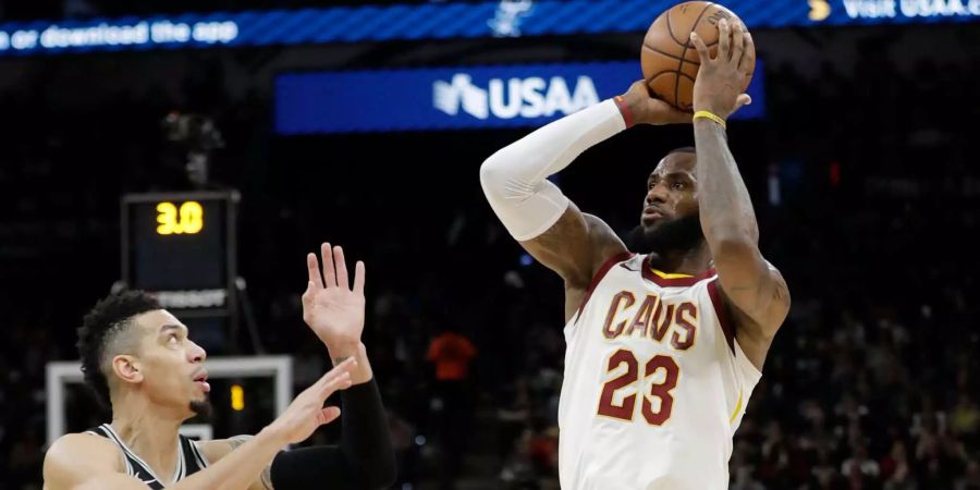 LeBron James bricht den NBA-Rekord von Kobe Bryant.