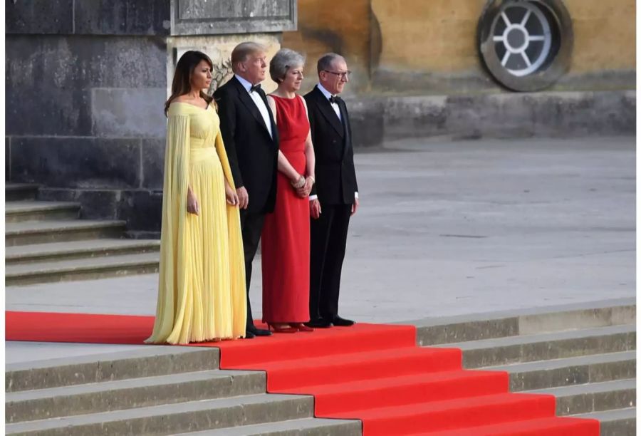 Das Trump-Pärchen mit dem May-Pärchen am Donnerstag.