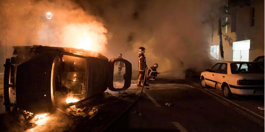 Die Unruhen in Nantes gehen weiter.