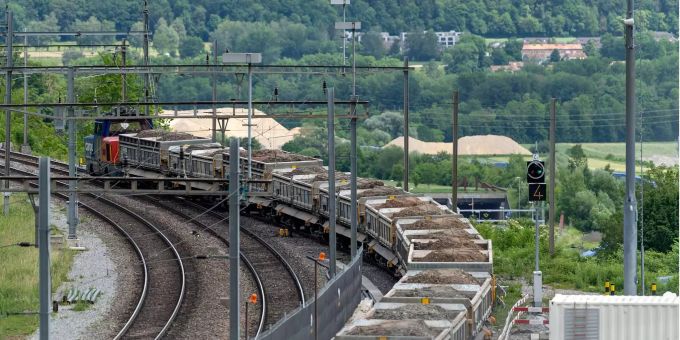 Unterbrochen - Zug blockiert Strecke zwischen Zürich und Rapperswil