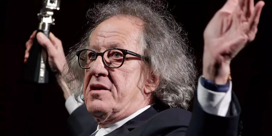 Dem 67-jährigen Oscarpreisträger Geoffrey Rush wurde vom «Daily» vorgeworfen, sich im Jahr 2015 bei einer Produktion von « König Lear» unangemessen gegenüber einer Schauspielkollegin verhalten zu haben.