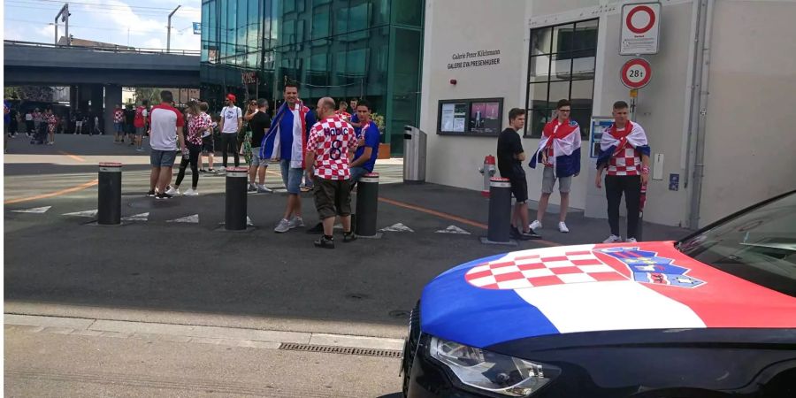 Kroatische Fans in Zürich.