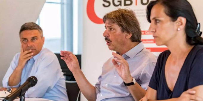 Gewerkschaftsboss Paul Rechsteiner begründet seine von vielen als stur kritisierte Haltung beim Lohnschutz. Gewerkschaftsboss Paul Rechsteiner begründet seine von vielen als stur kritisierte Haltung beim Lohnschutz.
