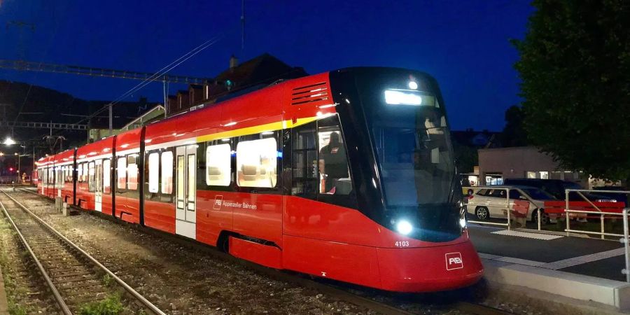Tango am Bahnhof Appenzell - zvg  Appenzeller Bahnen