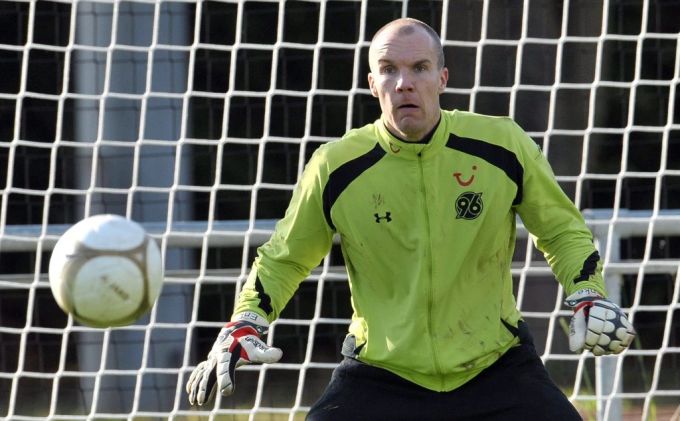 Robert Enke (†32) stand achtmal im Tor der deutschen Nationalmannschaft. Robert Enke (†32)