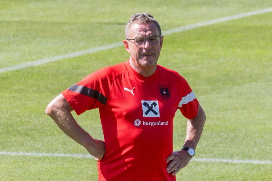 Rangnick steht aktuell noch als Nationaltrainer Österreichs unter Vertrag.