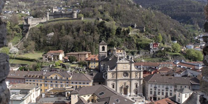 In der Altstadt von Bellinzona dominiert ab heute die Volksmusik. In der Altstadt von Bellinzona dominiert ab heute die Volksmusik.