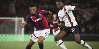 Schon Startelf - Ex-FCB-Star Ndoye: Bologna-Coach vertraute mir sofort Schon Startelf - Ex-FCB-Star Ndoye: Bologna-Coach vertraute mir sofort
