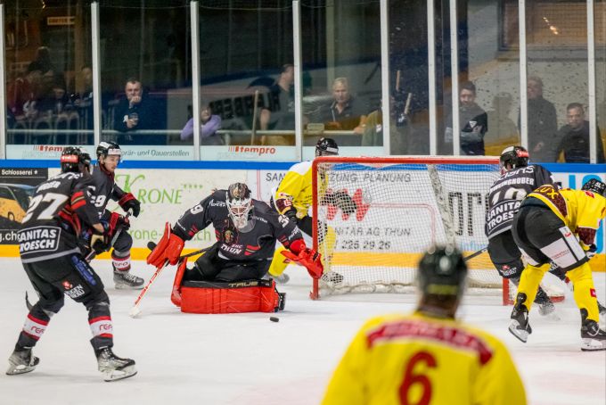 Der EHC Thun gerät im ersten Drittel in Rückstand. EHC Thun